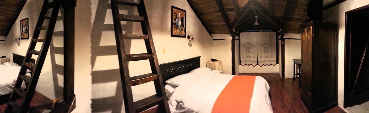 Hotel Bambu Riobamba Eksteriør bilde