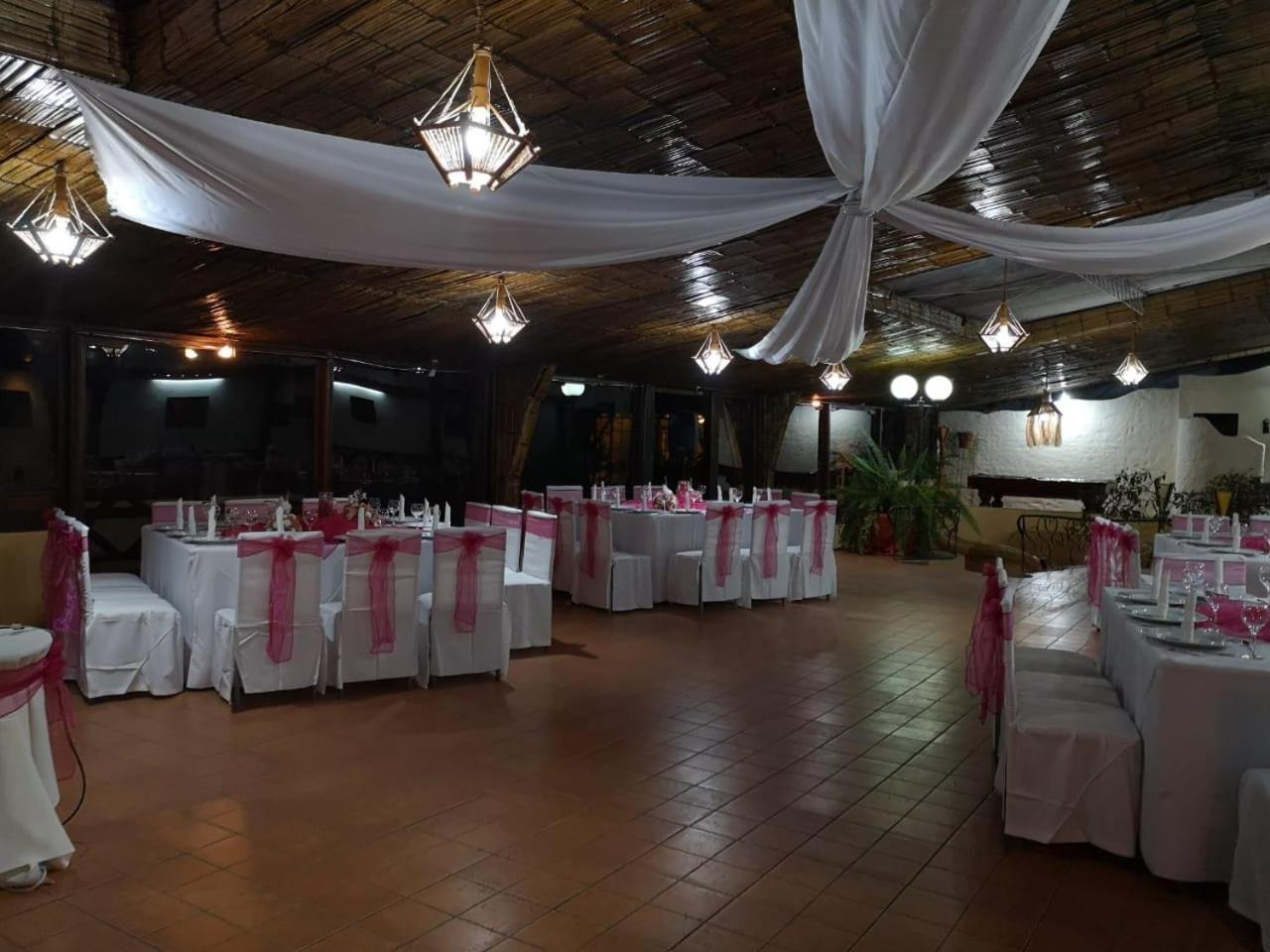 Hotel Bambu Riobamba Eksteriør bilde