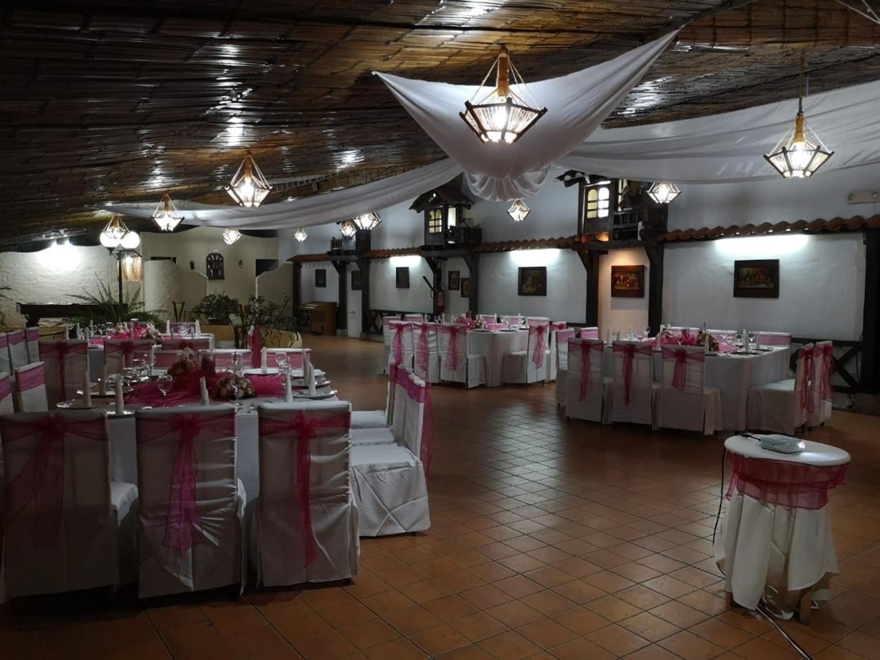 Hotel Bambu Riobamba Eksteriør bilde